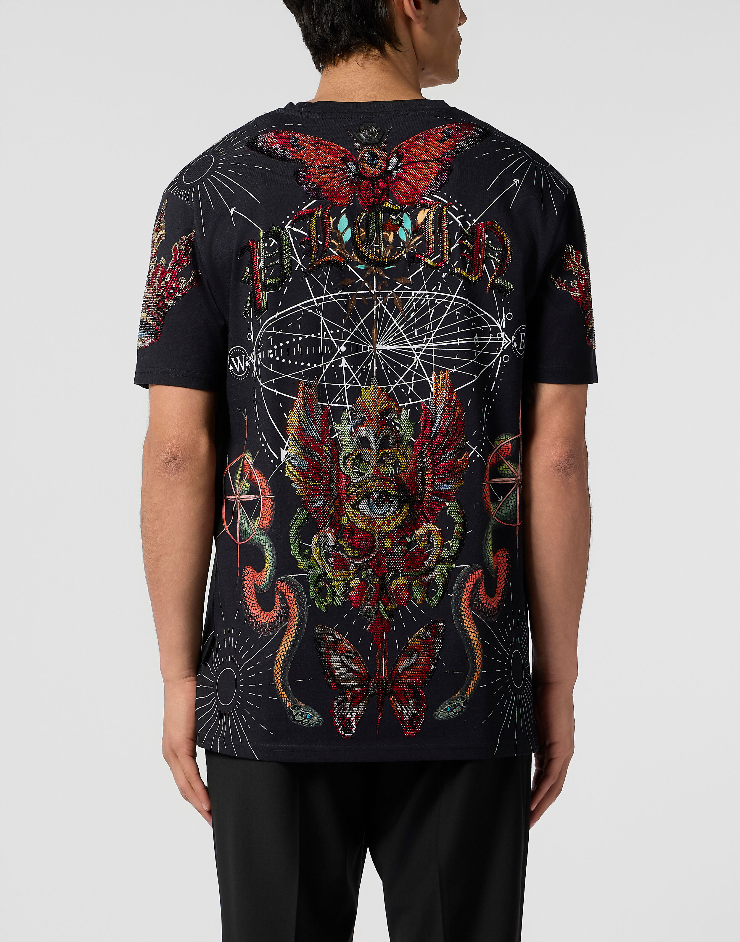 T-shirt col rond avec pierres tatouées